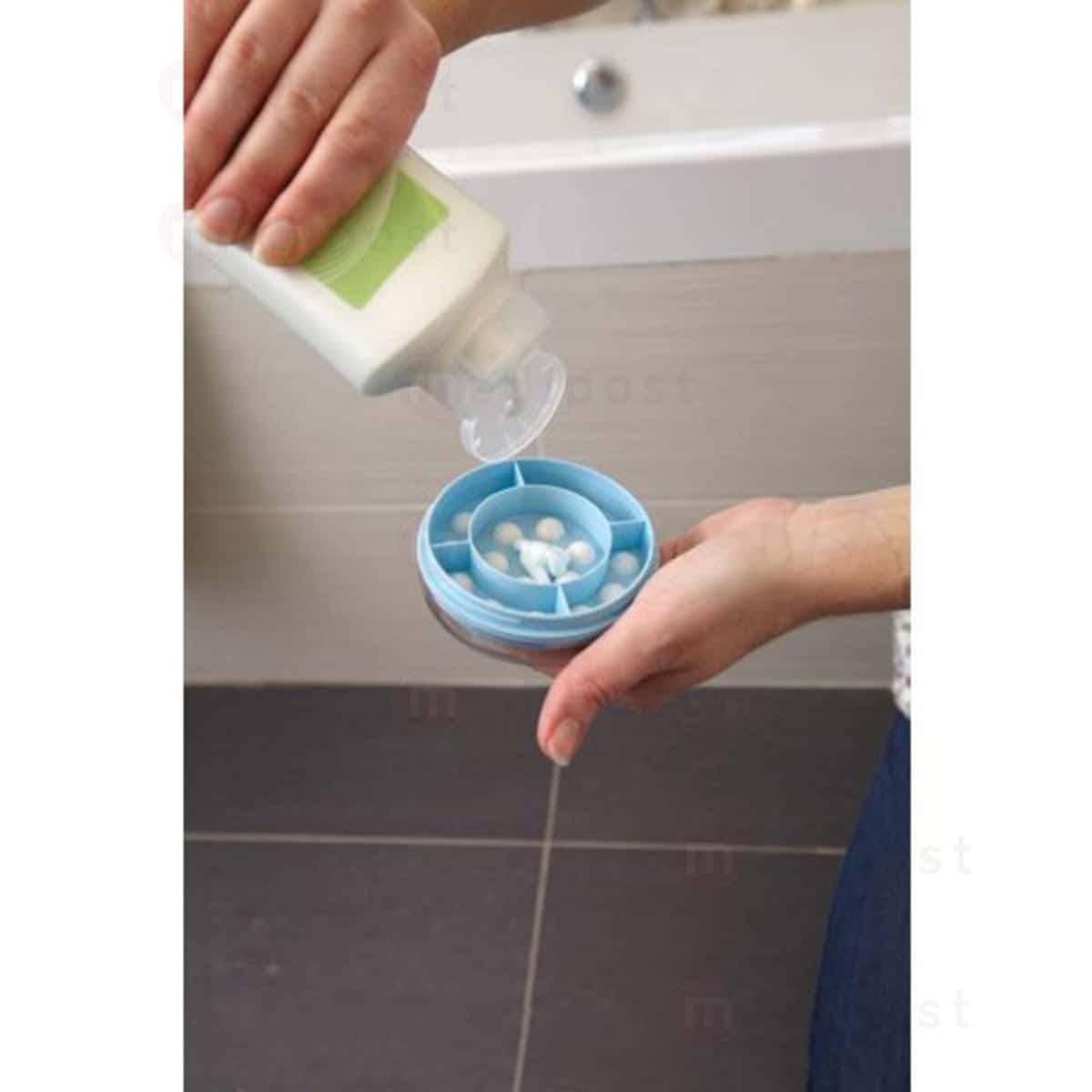 Distributeur de lotion et creme M06