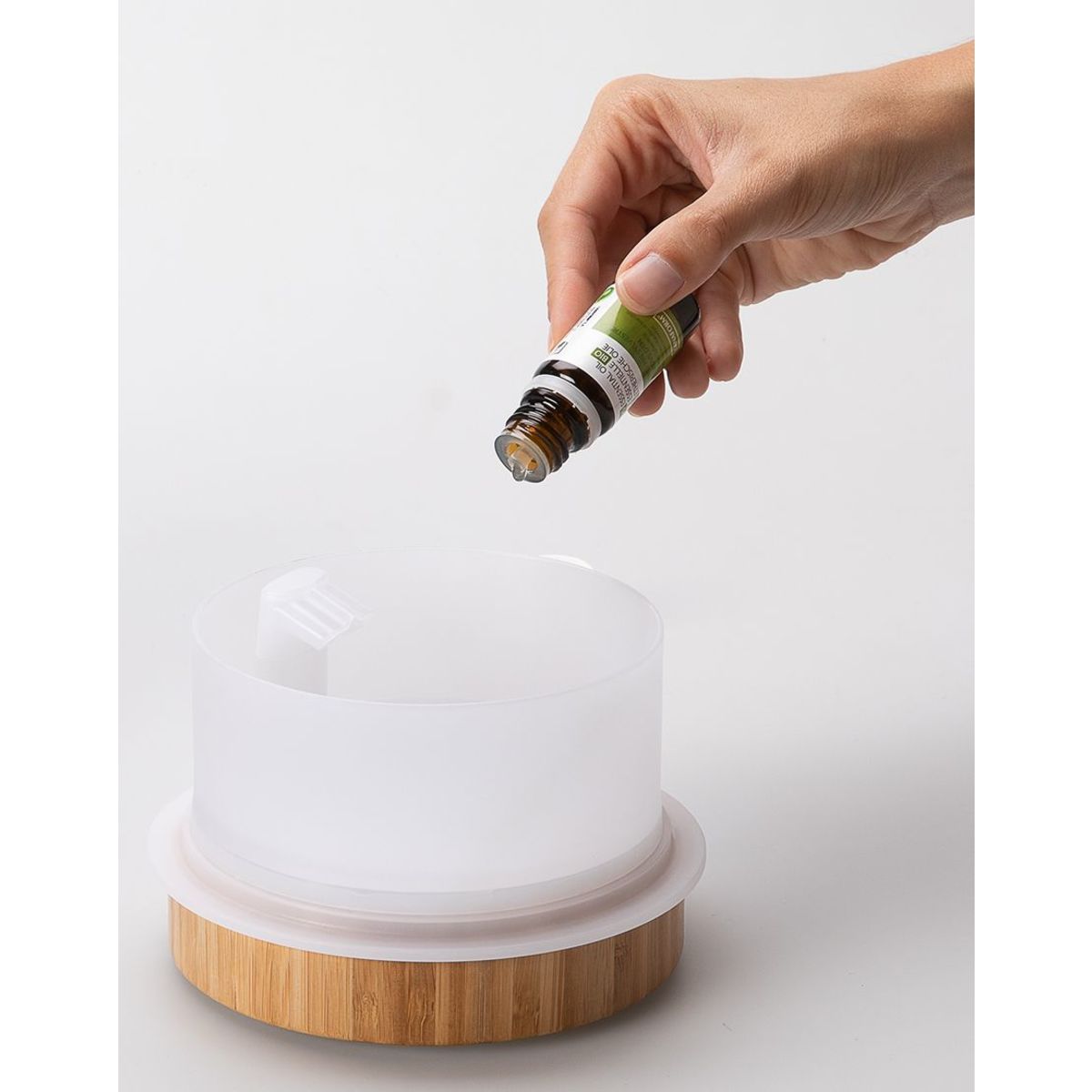 LA120322 diffuseur huiles essentielles Moya M4