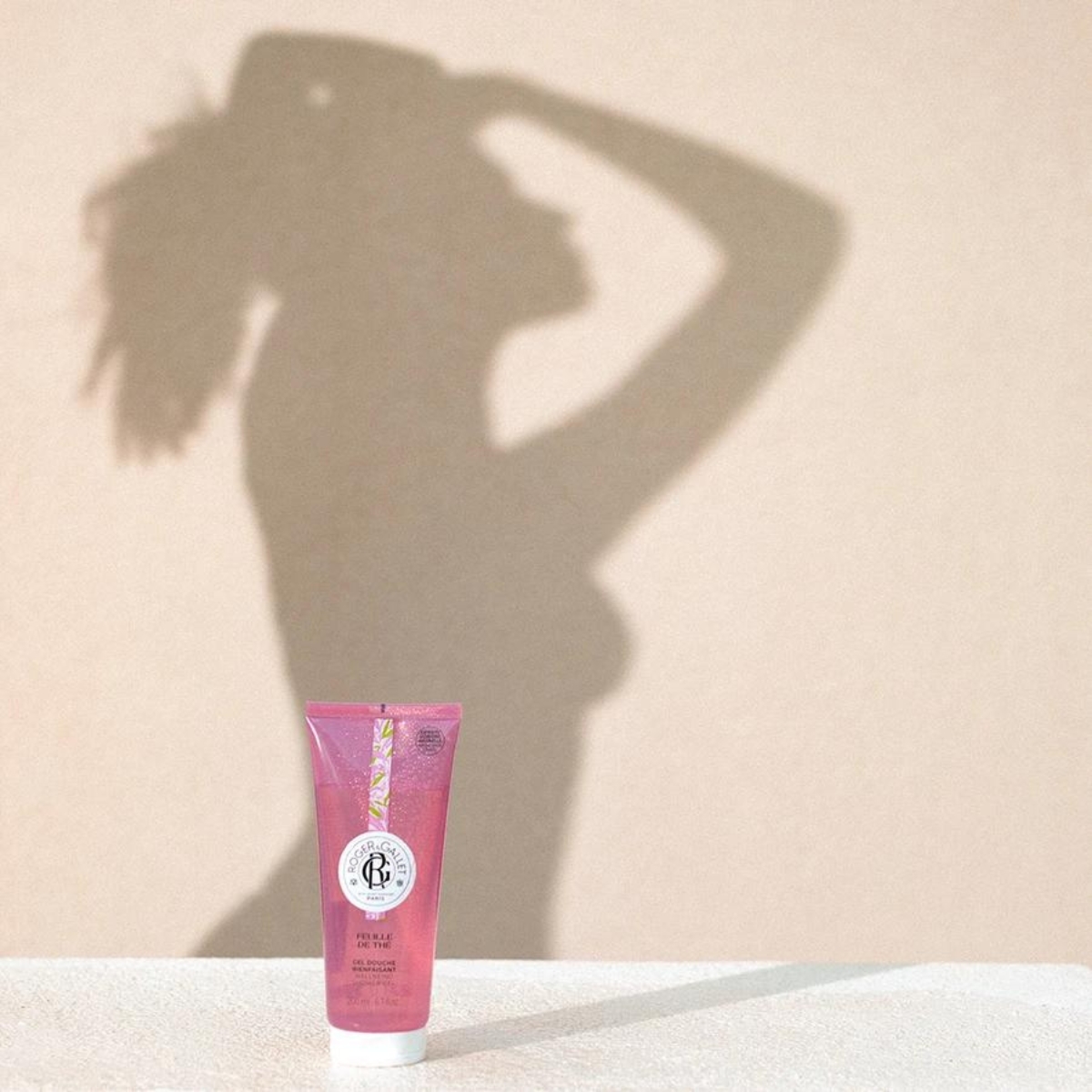 ROGER&GALLET Gel Douche Bienfaisant 200 ml FEUILLE DE THÉ M02