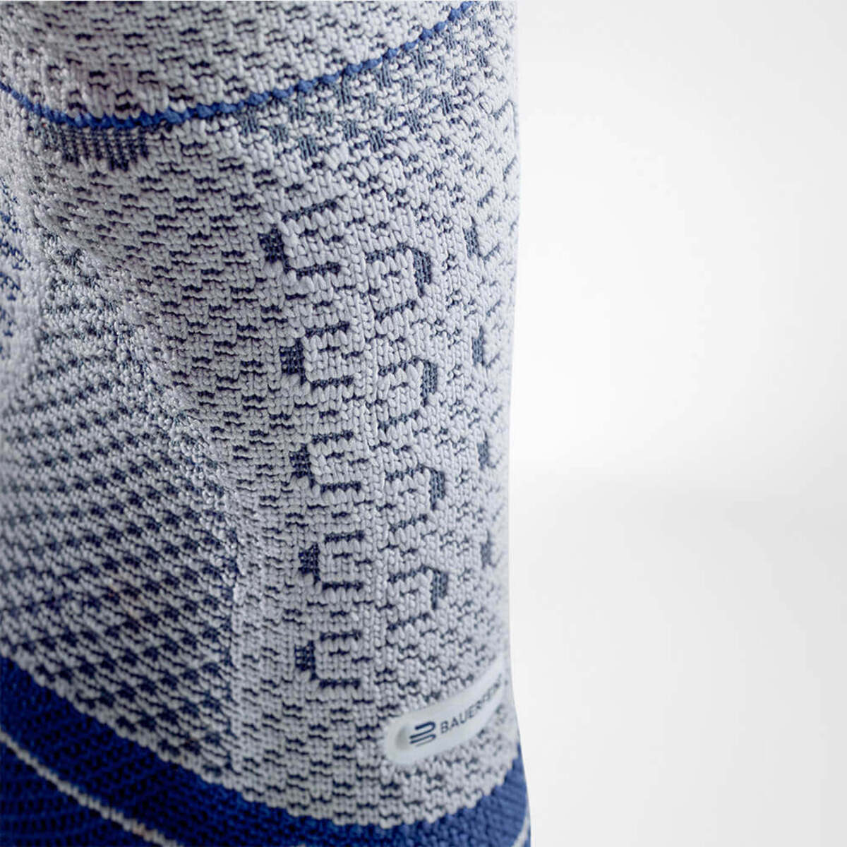 ACHILLOTRAIN Titan M04