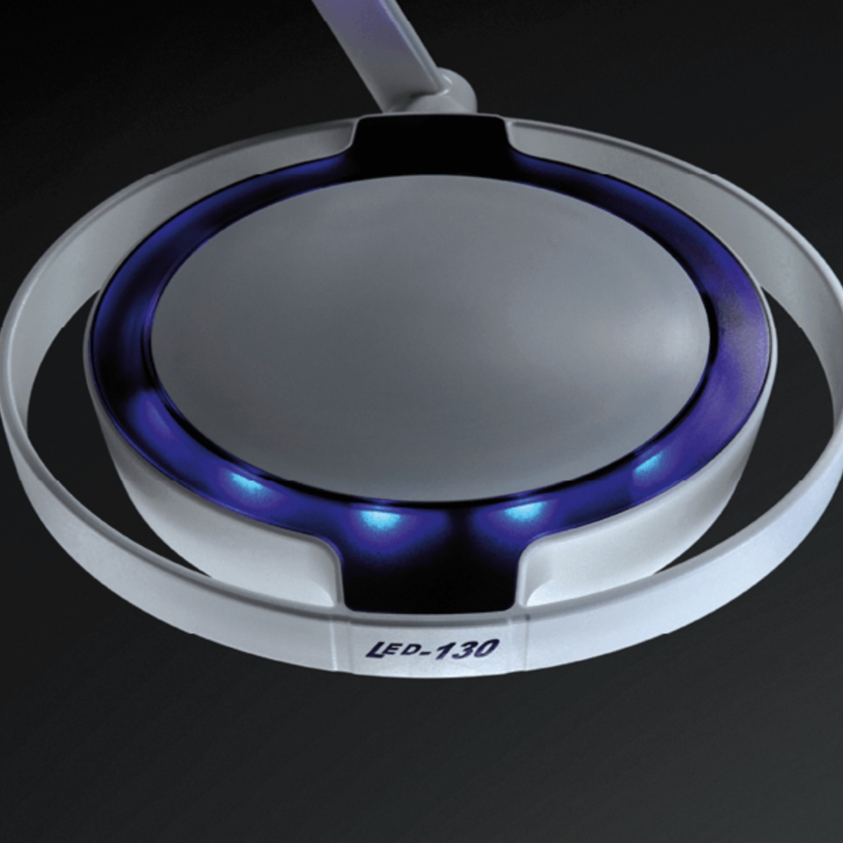 lampe scialytique mach 130 M03