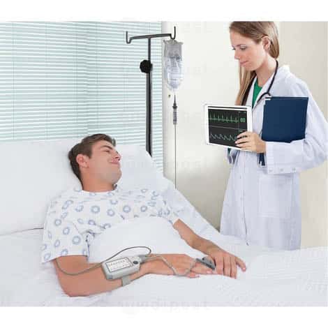 Moniteur multifonction de sante CheckMe Pro fonction holter M10